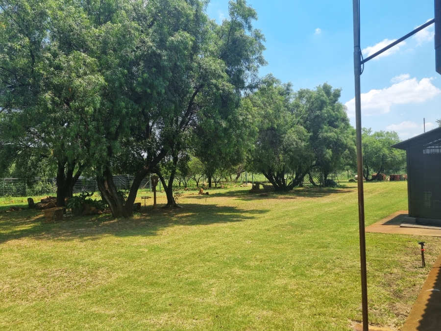 Commercial Property for Sale in Lindleyspoort North West